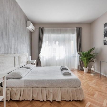 Apartmán Regina Luxury Flat Řím Exteriér fotografie