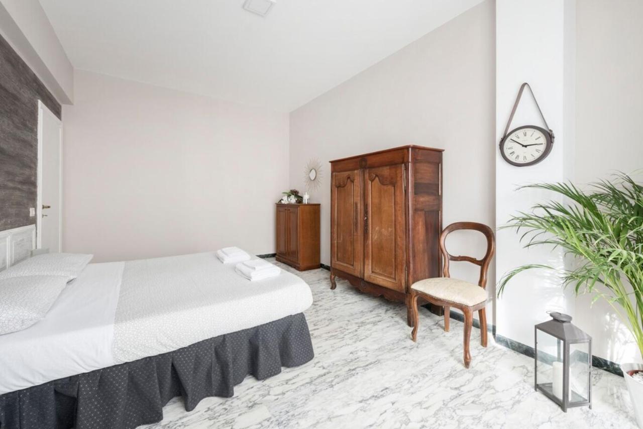 Apartmán Regina Luxury Flat Řím Exteriér fotografie