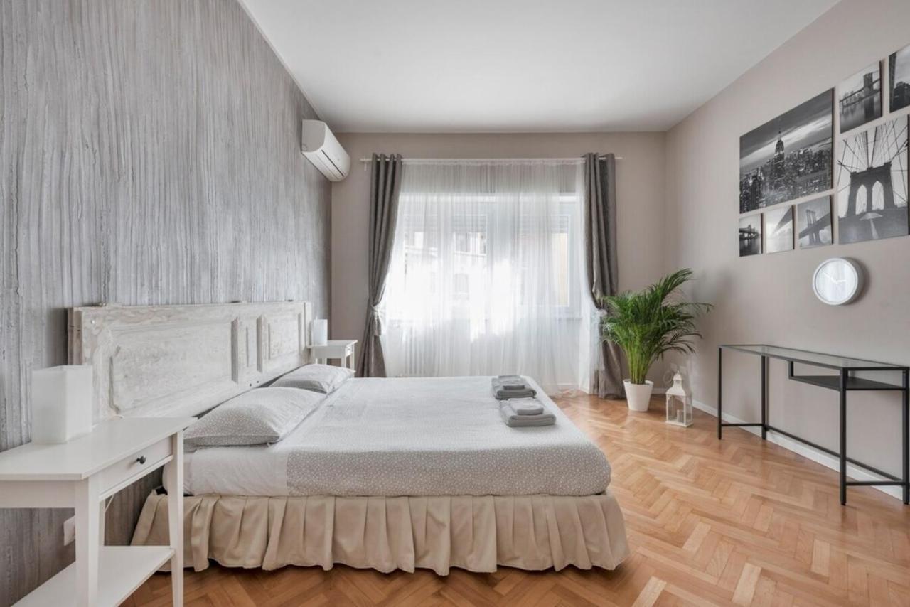 Apartmán Regina Luxury Flat Řím Exteriér fotografie