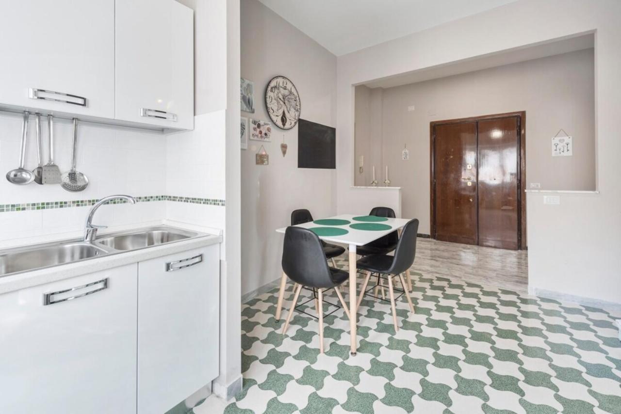 Apartmán Regina Luxury Flat Řím Exteriér fotografie